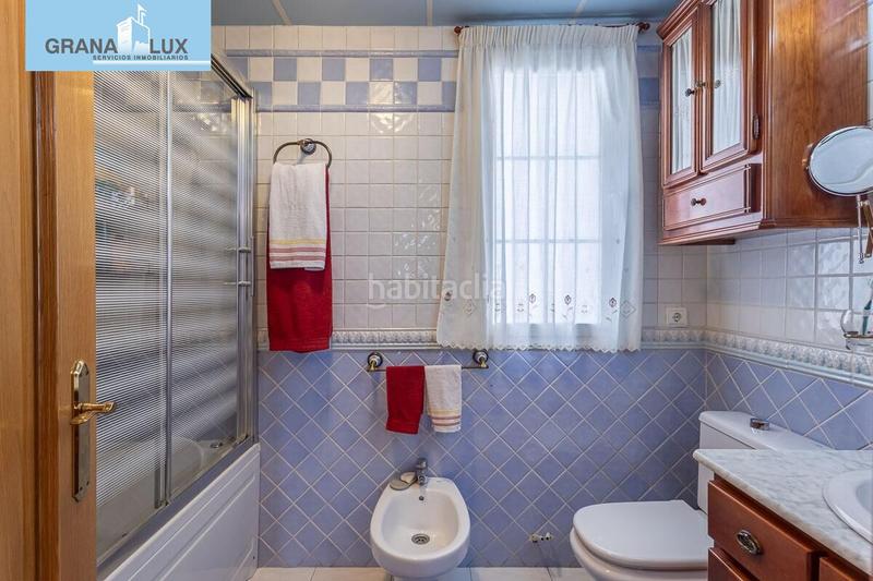 Foto f726760d-62f2-4c4d-8594-39454f1e25f4. Casa pareada adosada en el centro en Peligros
