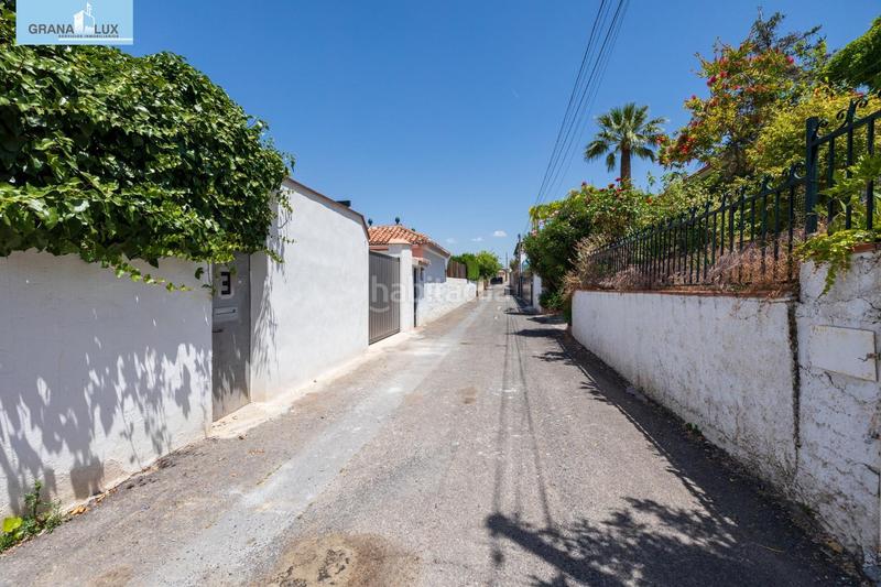 Foto 10f963ca-2c6b-4589-adb2-e50f0063b8d6. Terreny residencial a Barrio de la Vega Monachil