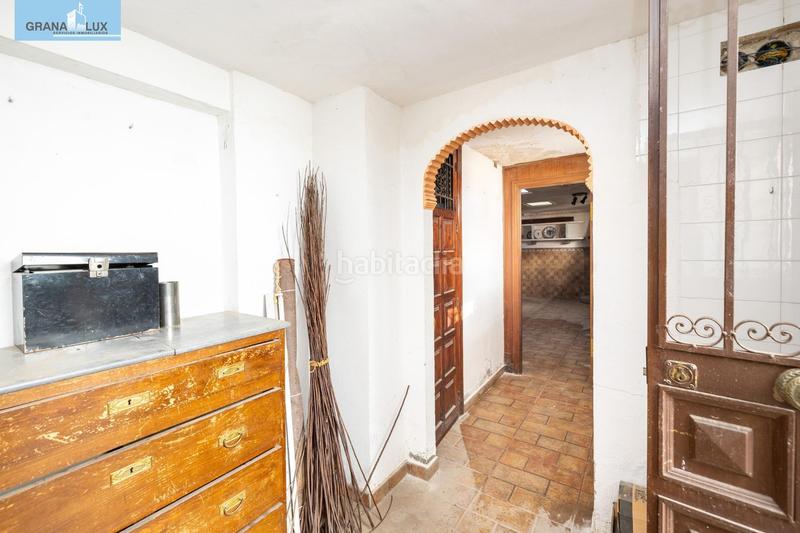 Foto f26415c5-0a1d-451a-96a9-677a5ff29a9e. Casa adosada casa con encanto a reformar en plena cuesta del chapiz. patio, varias terrazas y mucho más en Granada