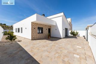 Xalet  Calle puntal siete lagunas. Villa de diseño en cañadas del parque
