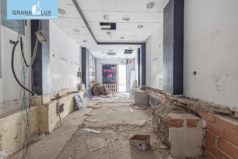 Foto 2550f681-189a-466f-b729-36fe3c172554. Local comercial local en carrera de la virgen en San Matías - Realejo Granada