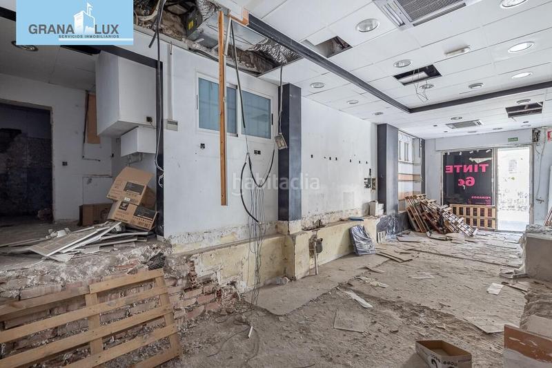 Foto 4f5f49fe-642a-4580-8202-c82fb446e361. Local comercial local en carrera de la virgen en San Matías - Realejo Granada