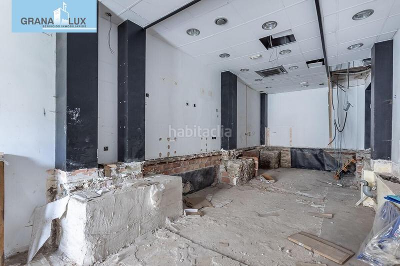 Foto a563c0fc-5946-4eae-a64a-5ff94cb17ecd. Local comercial local en carrera de la virgen en San Matías - Realejo Granada