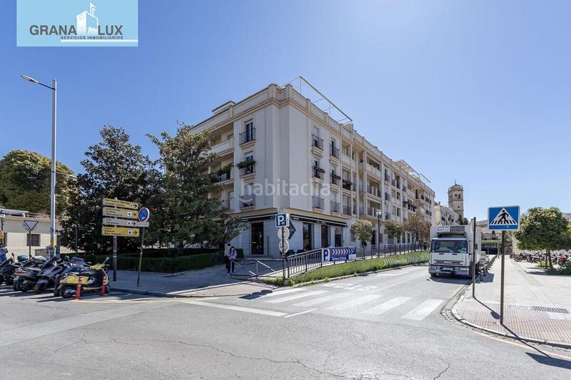 Foto 63aa770d-c206-409e-98d5-229b4dc33361. Locale commerciale in calle rector lopez argueta 23 in Granada