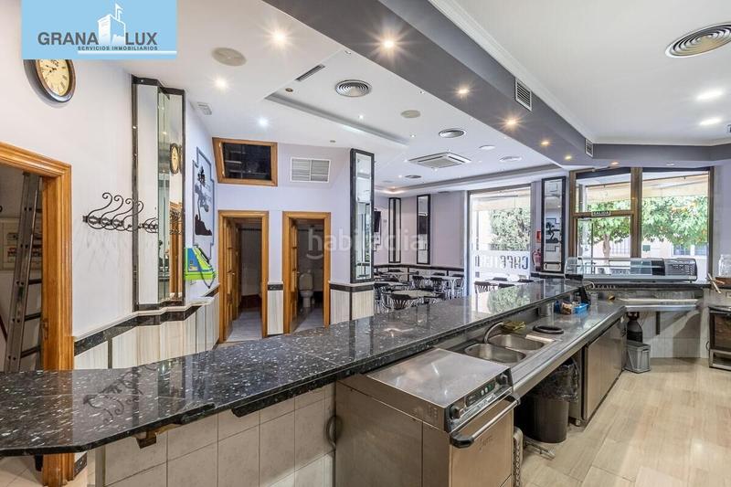 Foto 9596658d-3325-4335-b2ef-6bafb7dfbdd9. Locale commerciale in calle rector lopez argueta 23 in Granada