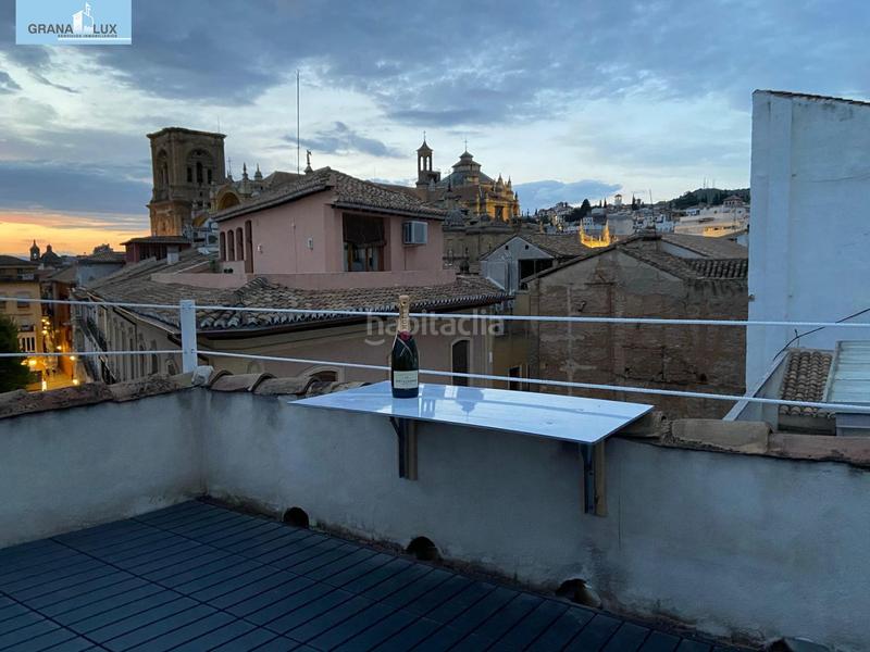 Foto ba92803c-e90b-4cbd-b6c7-3d132bd06634. Ático atico junto a plaza bibrambla en Centro - Sagrario Granada