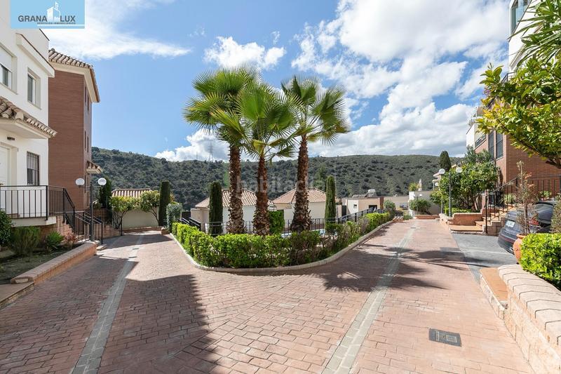 Foto 0ae29756-52c0-4158-8204-9c950f9a62a2. Casa  en venta en urbanización privada junto al hospital vithas! en Granada
