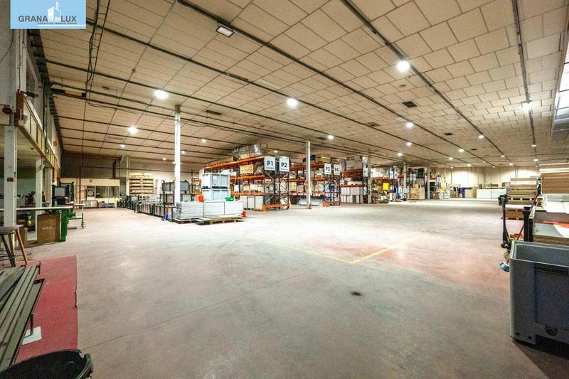 Foto 7ad4f0cc-b872-4b1f-ac55-999441ea9b12. Nau industrial a Albolote