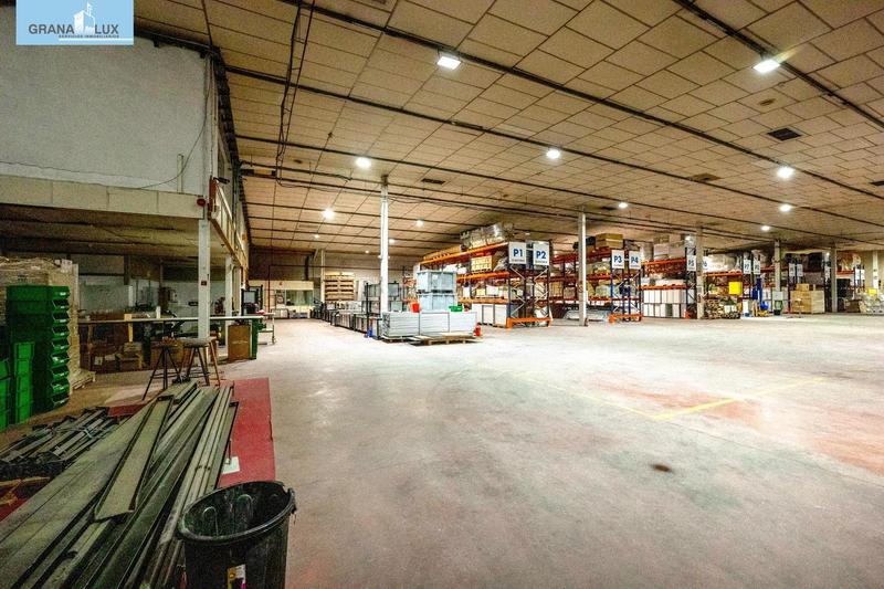 Foto a2319bee-01fc-406b-a13e-b3694edb8ef0. Nau industrial a Albolote