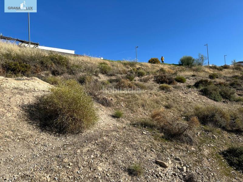 Foto d45b080d-4088-403f-aedf-23e262083856. Terreny residencial a Altos de la Zubia Zubia (La)