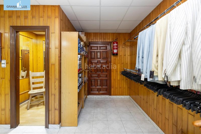 Foto 161c7b81-4014-409b-a86a-c731b3f6e158. Local comercial en Barrio de Zaidín Granada