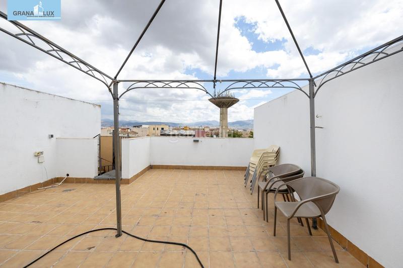 Foto a98b4d6f-ad1d-44f2-b12b-3dabf2e28ba4. Ático en Residencial Triana - Barrio Alto Gabias (Las)