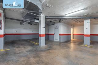 Aparcament cotxe  Calle nueva del santísimo. Garaje mas trastero junto gran via