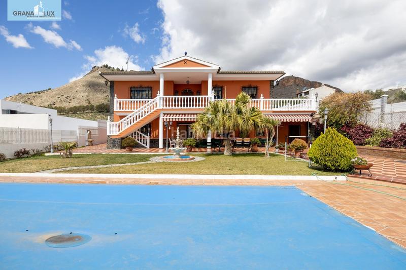 Foto 873df2e6-ffe3-4a4b-aaaf-c6e53c158155. Casa espectacular casa independiente con piscina en Atarfe