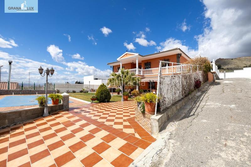 Foto ddafaa09-fc4c-45fd-b950-715704fdee2e. Casa espectacular casa independiente con piscina en Atarfe