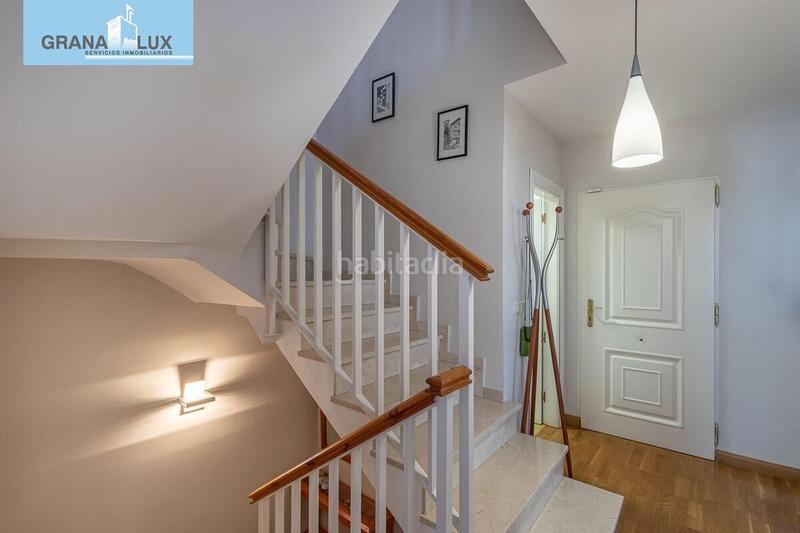 Foto 099ec237-eb03-4ae6-bc77-c04c00102fea. Maison jumelée avec chauffage parking piscine dans Crta. De la Sierra Granada