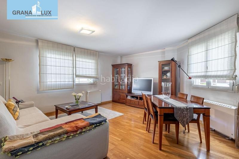 Foto 2c471ce9-3237-481b-9086-db96b49d7605. Maison jumelée avec chauffage parking piscine dans Crta. De la Sierra Granada