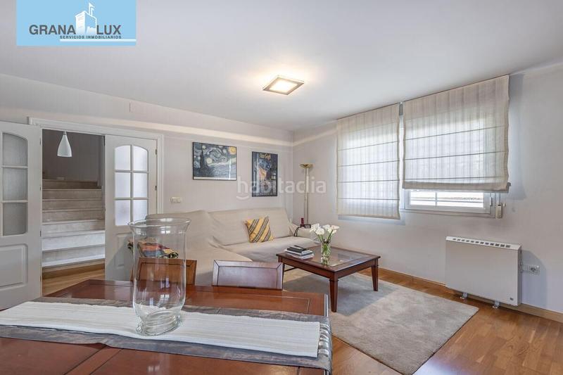 Foto cd072e44-e5c7-4044-939a-4802445ed5eb. Maison jumelée avec chauffage parking piscine dans Crta. De la Sierra Granada