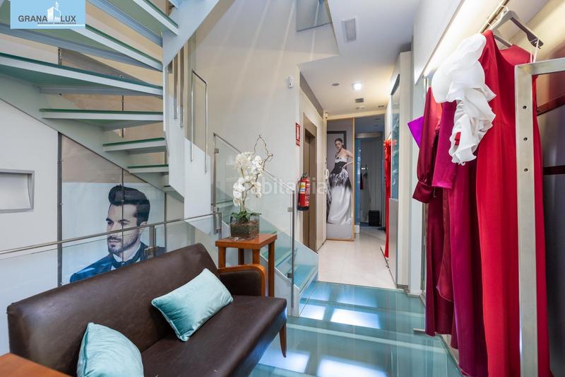 Foto 1a75fb71-192e-4c79-ba8f-cb32c83bbdd9. Local comercial a Centro - Sagrario Granada