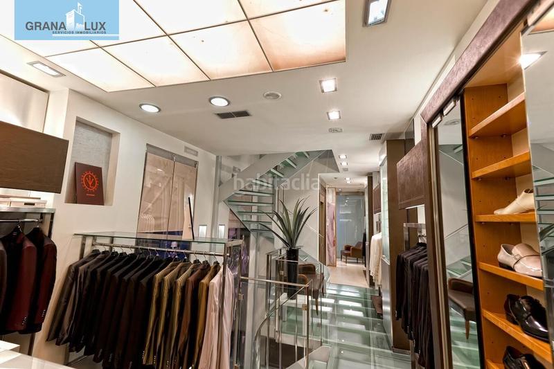 Foto 44bb047f-076e-4f36-bf37-99a0116929fd. Local comercial a Centro - Sagrario Granada