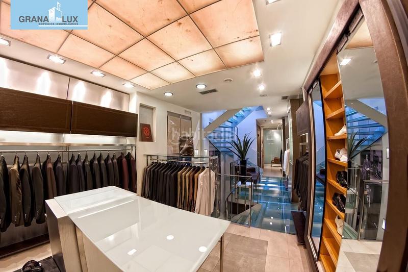 Foto 52eaa7a4-7a62-42fd-8e72-4fc99fc0dcad. Local comercial a Centro - Sagrario Granada