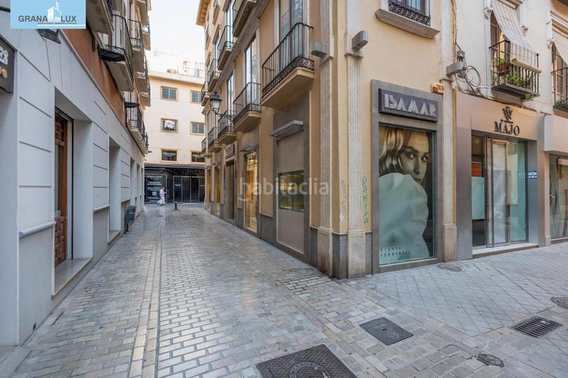 Foto ec20cdfc-b9fe-47bf-91f9-dd22b4b2f78a. Local comercial a Centro - Sagrario Granada