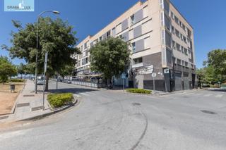 Etagenwohnung in Carretera de Granada-La Alcazaba. Piso de 2 dormitorios con garaje y trastero en la mejor zona de