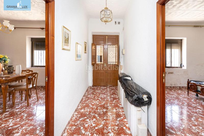 Foto 07588c94-c454-4e49-a3e9-6226b30568e2. Casa amb aparcament a Parque de la Ermita Churriana de la Vega