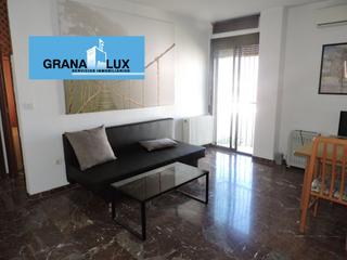 Location Appartement  Calle elvira. Bonito apartamento junto al arco de elvira y el triunfo
