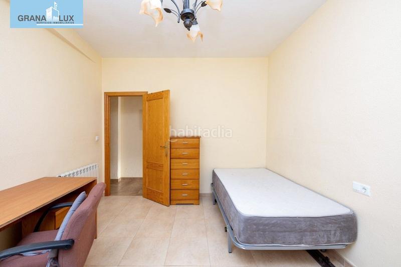 Foto 1db72698-a318-418f-852d-e2717ebedc8a. Piso fantástico piso en pleno centro , ideal para vivir o invertir. en Granada