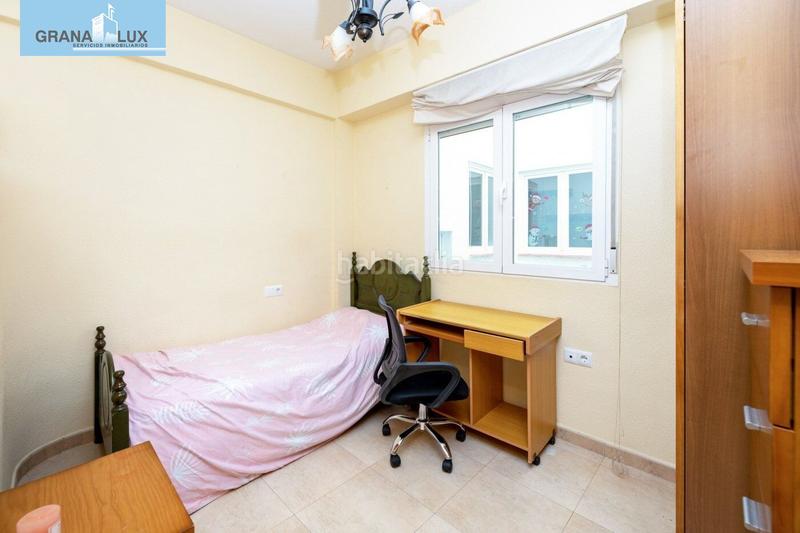 Foto d55ea129-2338-472e-a612-ac3b6ddc6225. Piso fantástico piso en pleno centro , ideal para vivir o invertir. en Granada