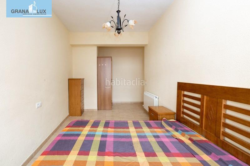 Foto f54b0b55-f80f-4099-94dd-74789b8500e5. Piso fantástico piso en pleno centro , ideal para vivir o invertir. en Granada
