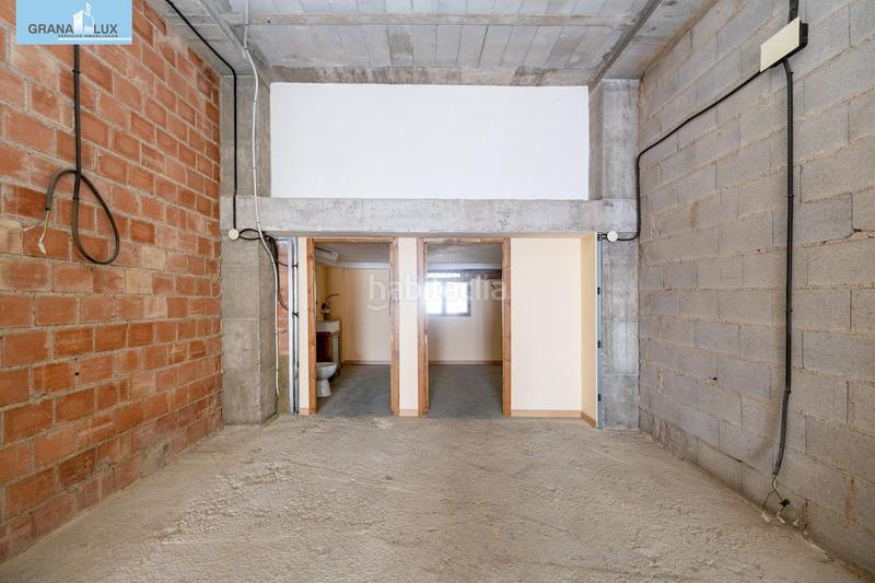 Foto bd39db57-75af-4bcf-86fd-f4e73bad74a5. Locale commerciale in Peligros