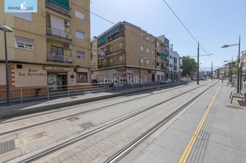 Foto 59e1a3a3-5ab6-49a4-a9d3-2237a2a83d53. Piso estupendo piso junto al metro en Maracena