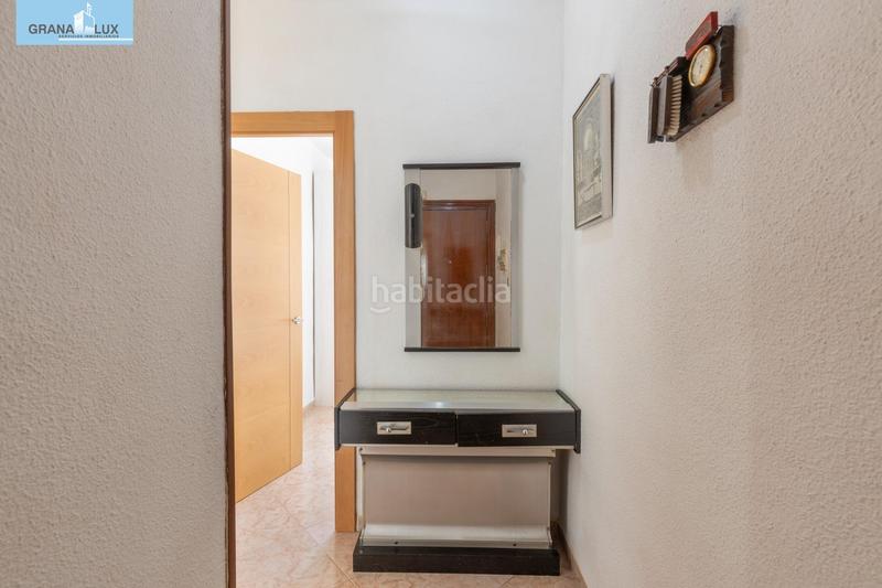 Foto 607b4a9f-6156-4c51-b673-39e635420b67. Piso estupendo piso junto al metro en Maracena