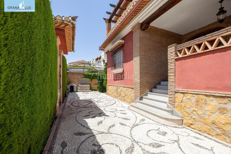 Foto e5f94cc0-d559-4c2b-81f8-0d81e9e090a2. Chalet exclusivo chalet en Barrio de la Vega en Barrio de la Vega Monachil