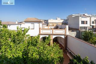 Reihenhaus in Leones 16. Oportunidad de compra en albolote.
