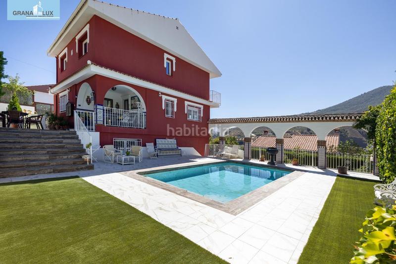 Foto d1bec693-9c02-4a27-98d4-b1bb2d2cdaa8. Chalet  independiente en urbanización los pinillos en Pinos Genil