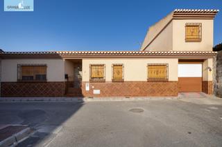 Casa a Purchil. Casa en una sola planta en purchil  vegas del genil