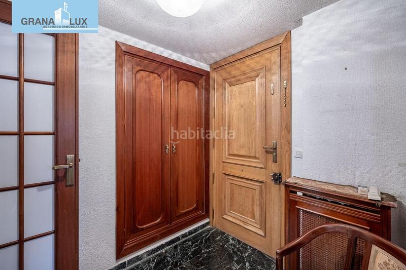 Foto 0052f2d6-00d1-4645-85e3-b18ad16e13a0. Piso  en avda. constitución en Plaza de Toros Granada