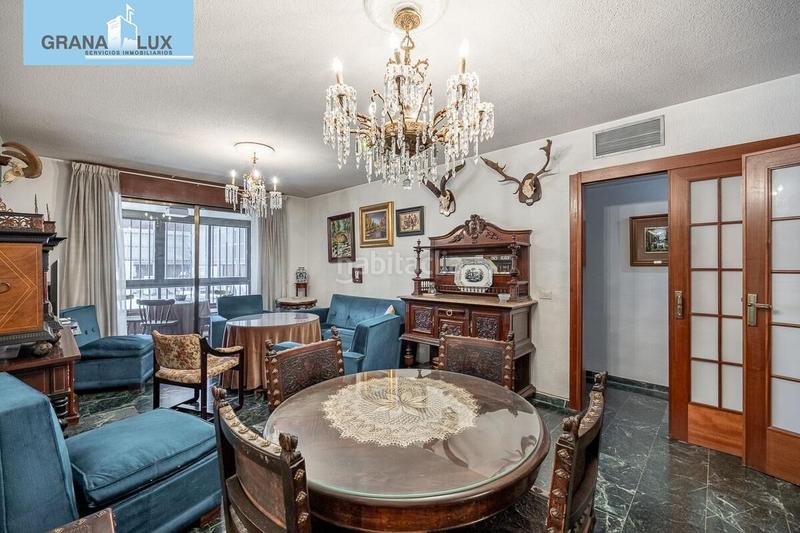 Foto 927307c8-61e1-488c-8469-5b0b8b4982d4. Piso  en avda. constitución en Plaza de Toros Granada