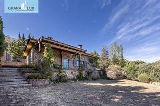 Casa a Huétor de Santillán. Tu refugio en la sierra de granada