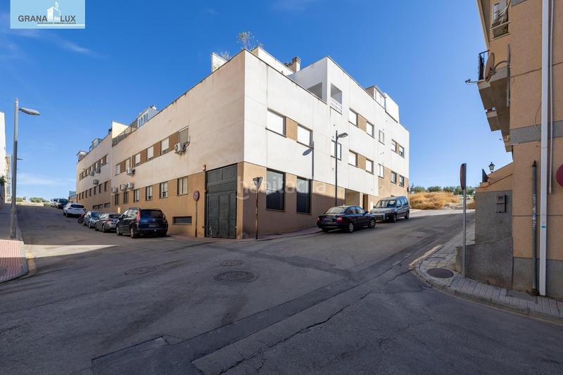 Foto 0dad792d-1b9c-4652-afc9-2361b51b0163. Pis amb calefacció aparcament piscina a San Francisco - El Chorrillo Gabias (Las)