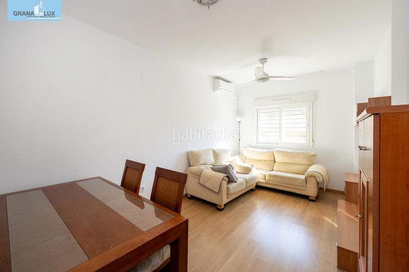 Foto 0db34f52-f653-4c48-b886-e6cb117679d5. Pis amb calefacció aparcament piscina a San Francisco - El Chorrillo Gabias (Las)