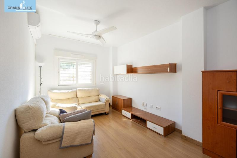 Foto cd3c43df-2a1e-41d9-87ce-87c7d87603e3. Pis amb calefacció aparcament piscina a San Francisco - El Chorrillo Gabias (Las)