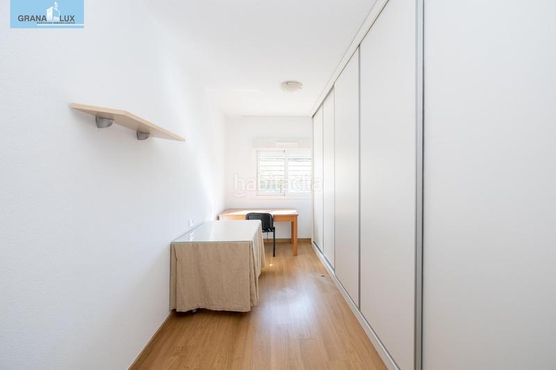 Foto f3477c81-9d36-4b25-b34a-a5b6d7884688. Pis amb calefacció aparcament piscina a San Francisco - El Chorrillo Gabias (Las)