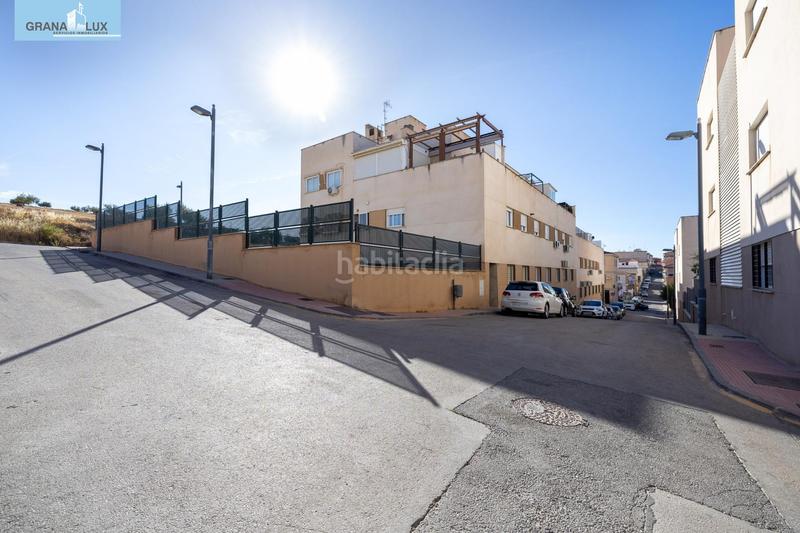 Foto fce1b6b0-4b6e-4cbc-9ae1-5118a342cb05. Pis amb calefacció aparcament piscina a San Francisco - El Chorrillo Gabias (Las)