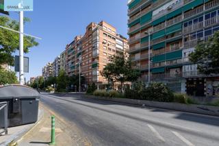 Piso  Calle emperatriz eugenia 26. Piso en emperatriz eugenia