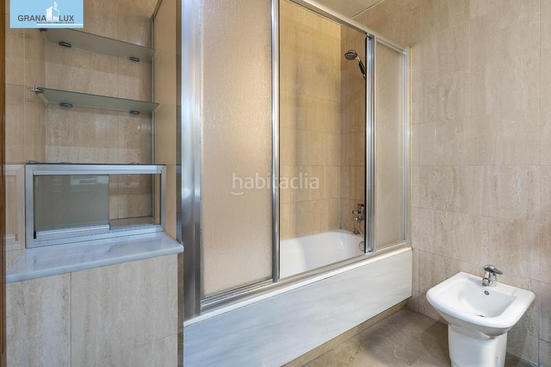 Foto 62db1e23-7680-4bd3-b8f5-671cc01f8b94. Piso fantastico piso en angel ganivet en San Matías - Realejo Granada