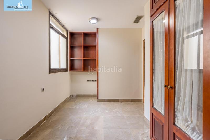 Foto d5c43bc0-8b91-4853-9444-16d7762bbe9e. Piso fantastico piso en angel ganivet en San Matías - Realejo Granada